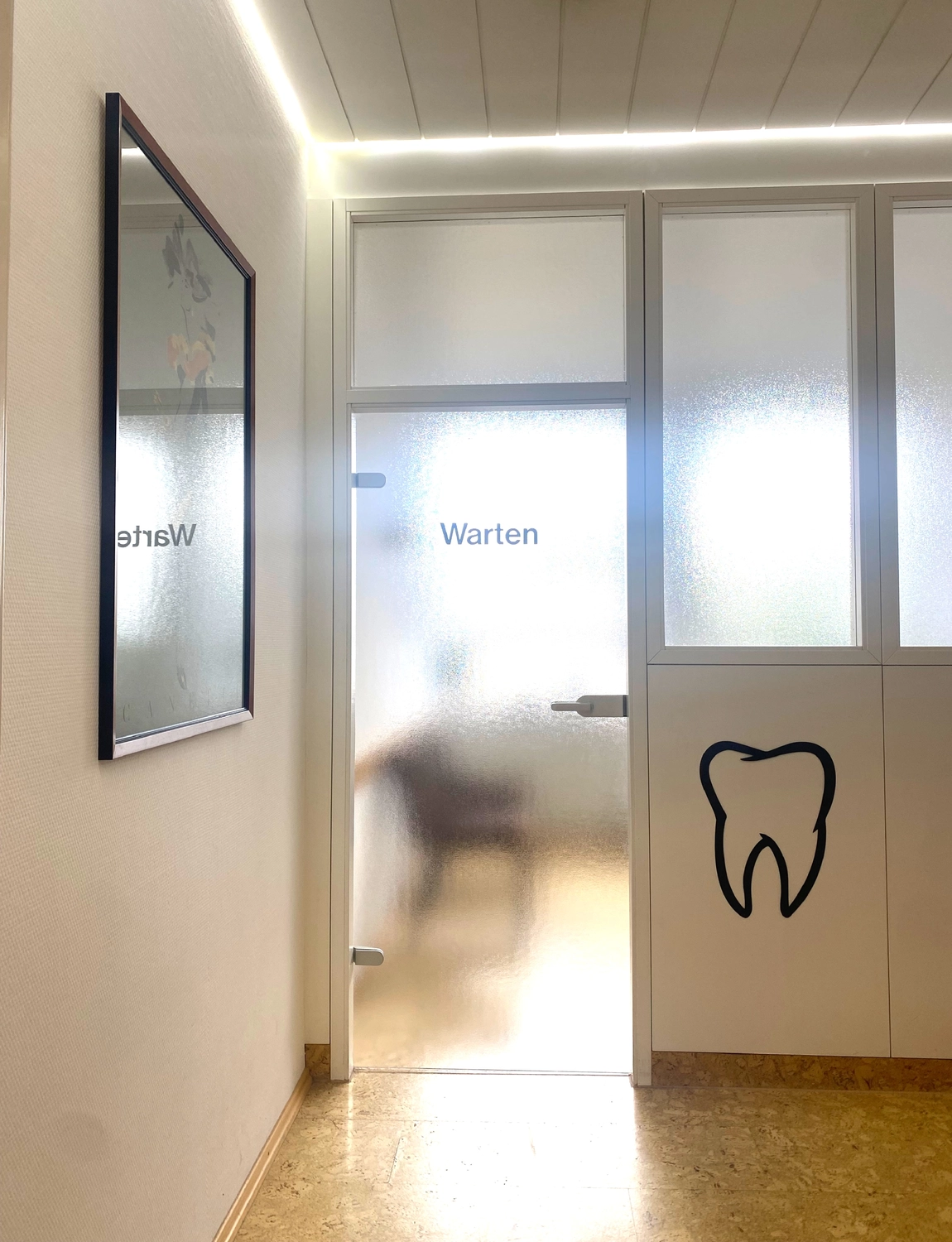 Tibor Kerschbaumer - Zahnarztpraxis - Innenklinik